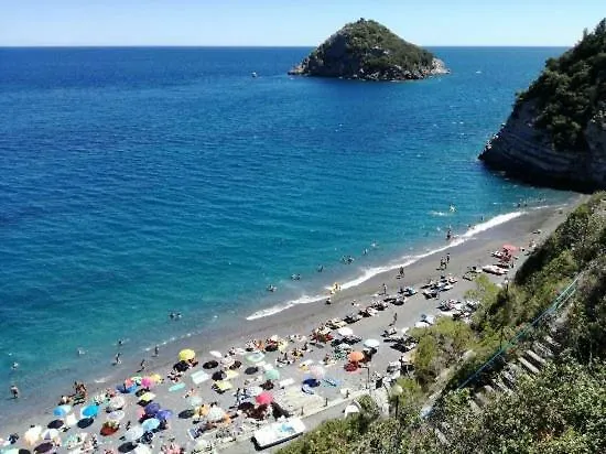 Holiday home Sea And Sun - Savona Villa Italy